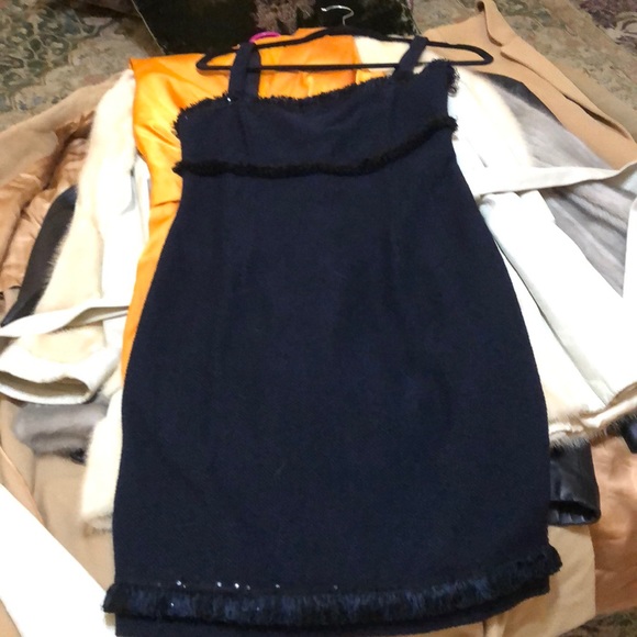 St John Stunning Strap Dress - Picture 1 of 6